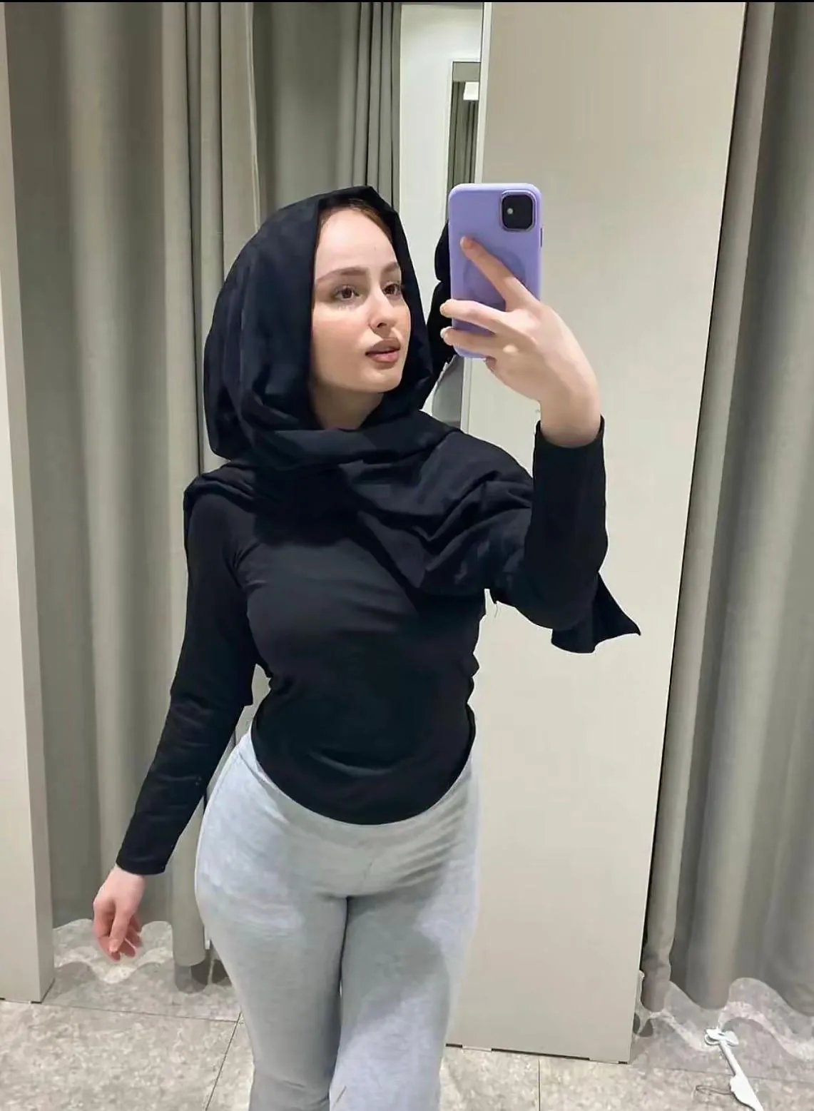 Dilek - Sarıyer Escort