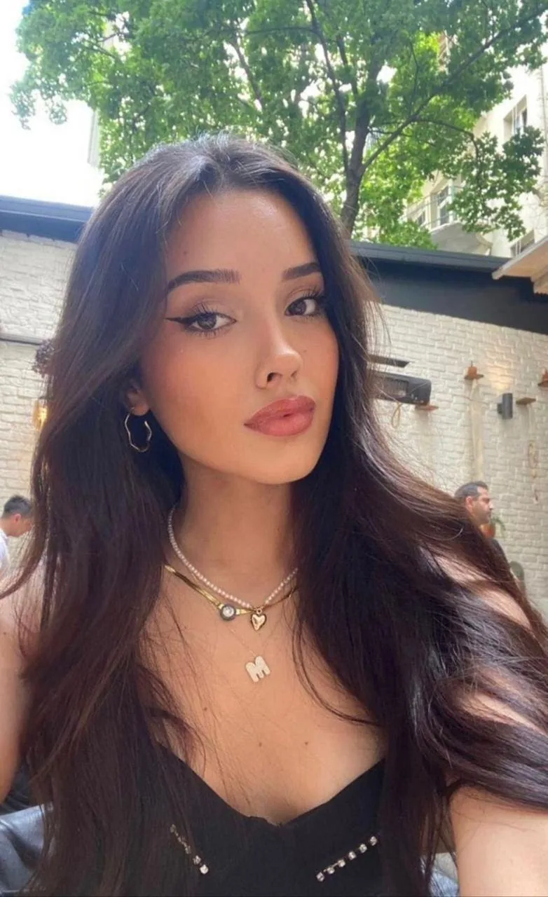 Gül - Sarıyer Escort